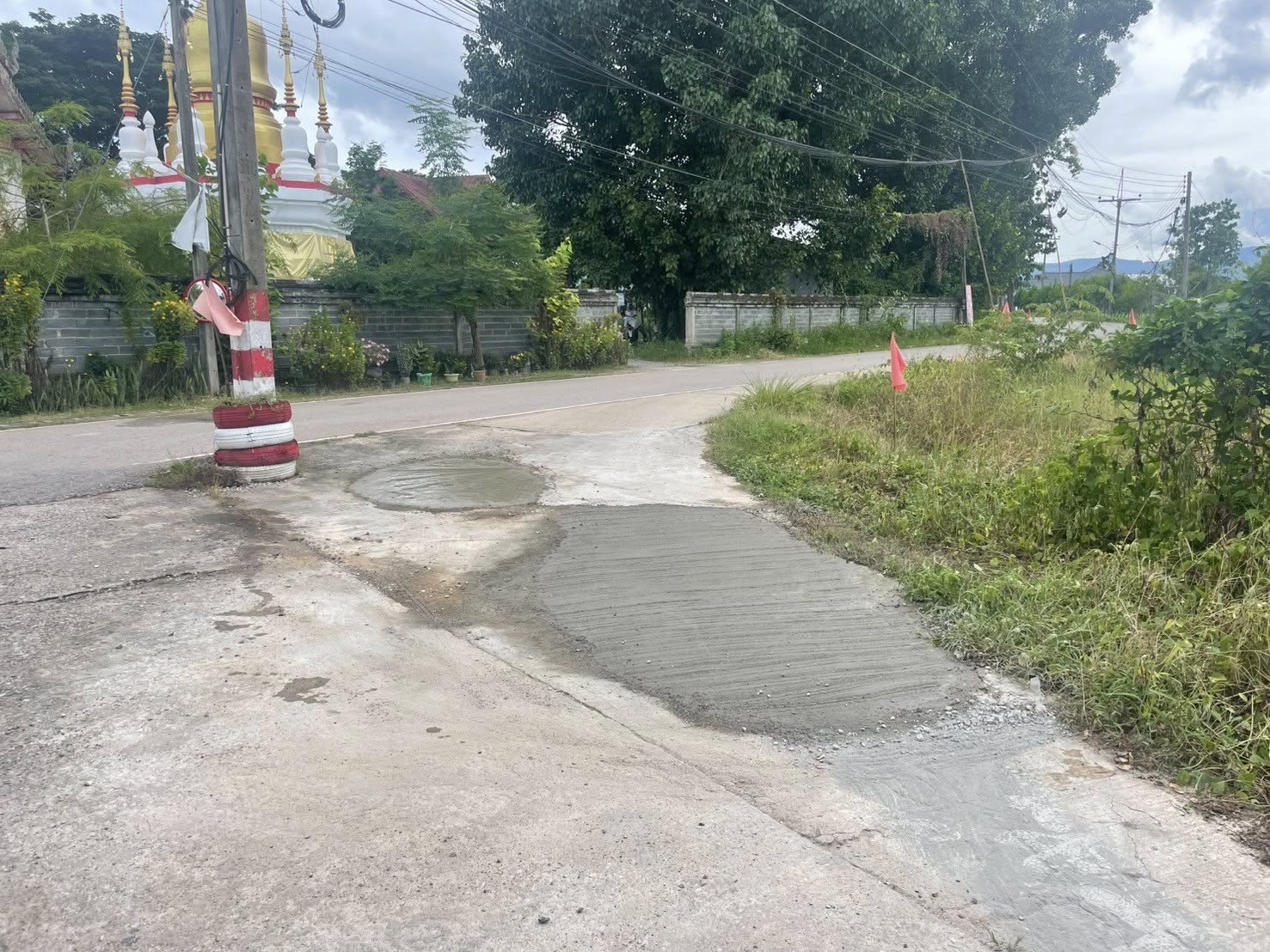 ซ่อมแซมถนน ม.7